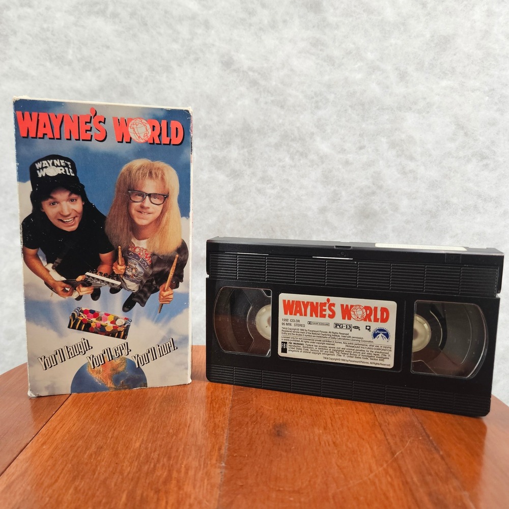 Waynes World VHS Movie Tape‎ Paramount Pictures 1992 Mike Myers Comedy